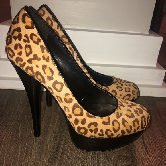 Leopard Heels 7.5 Bakers Shoes - Picture 2 of 8
